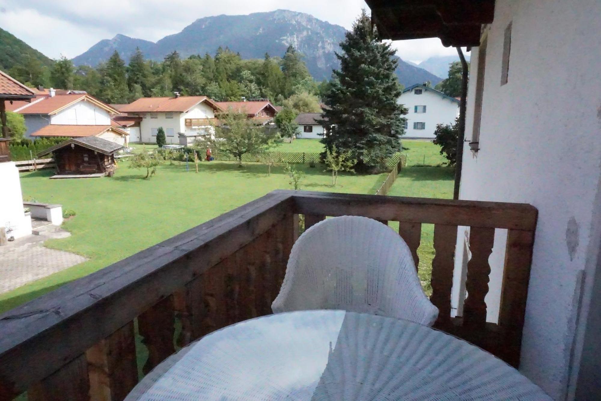 ルーポルディングHaus Alpenblick Inkl. Chiemgaukarteアパートメント エクステリア 写真