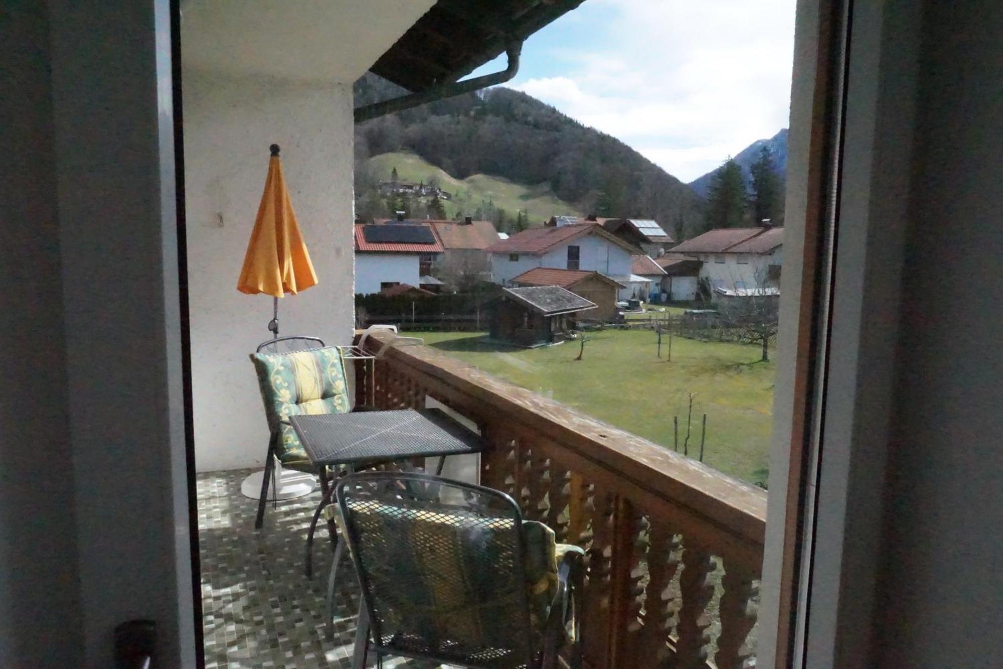 ルーポルディングHaus Alpenblick Inkl. Chiemgaukarteアパートメント エクステリア 写真